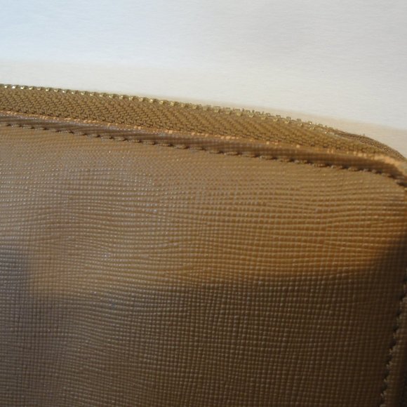 Joy Mangano Brown/Tan Wallet with 2 Zippered areas - Picture 4 of 13